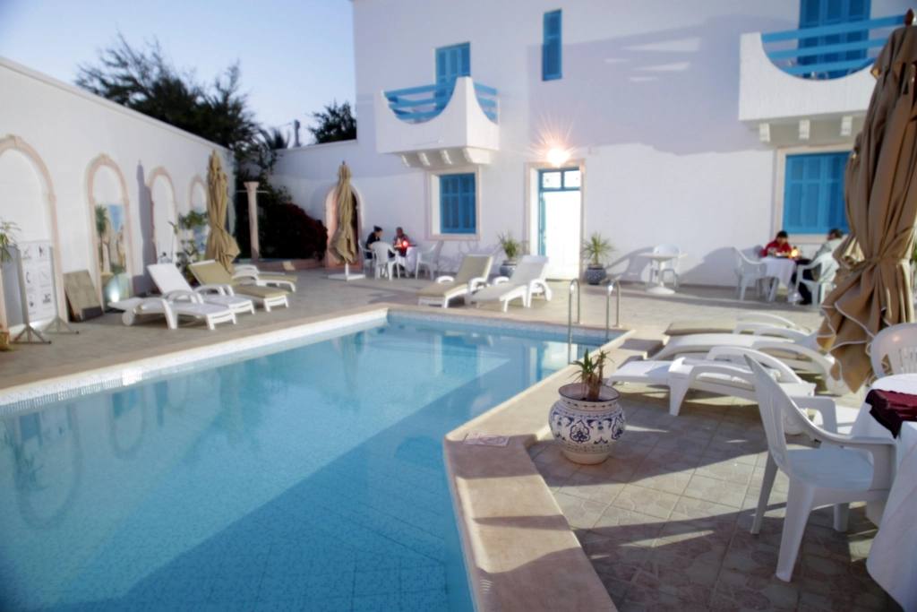 Construção e Renovação de Piscinas — Algarve